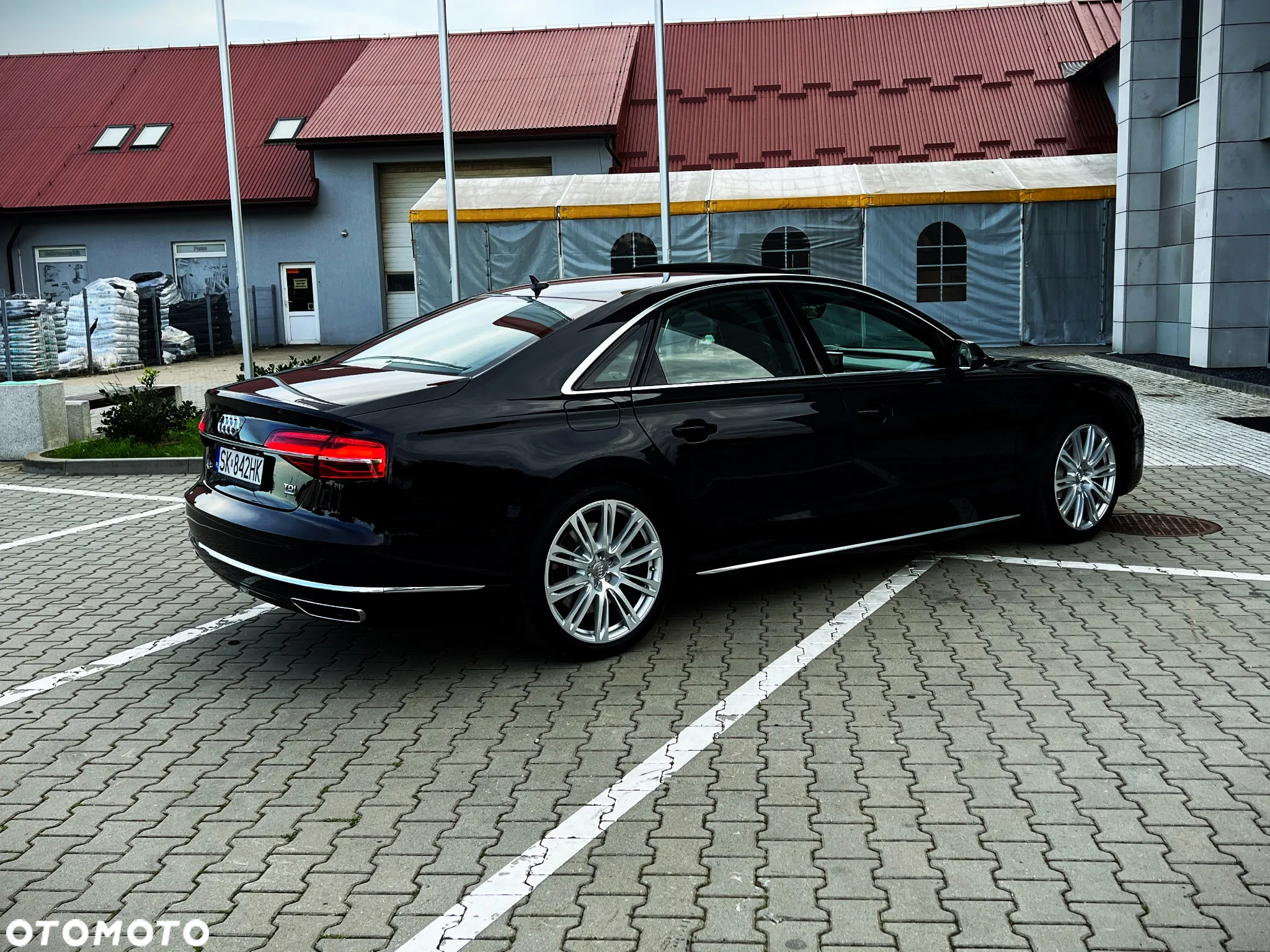 Audi A8 4.2 TDI DPF (clean diesel) quattro tiptronic - 20