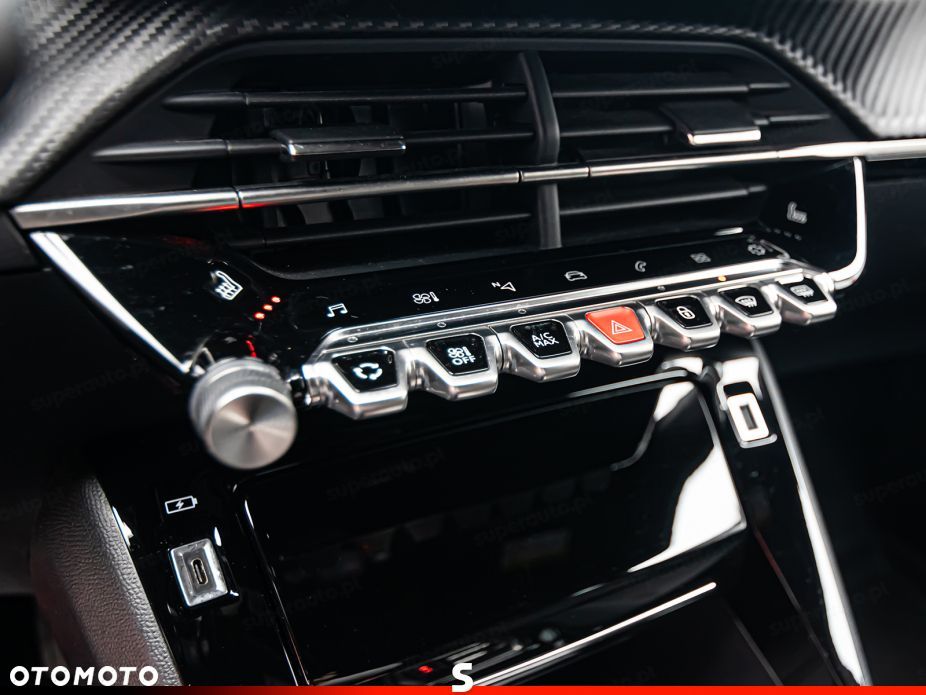 Peugeot 2008 1.2 PureTech Allure Pack S&S EAT8 - 19