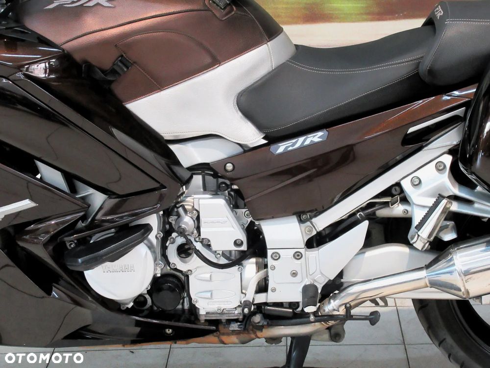 Yamaha FJR - 12