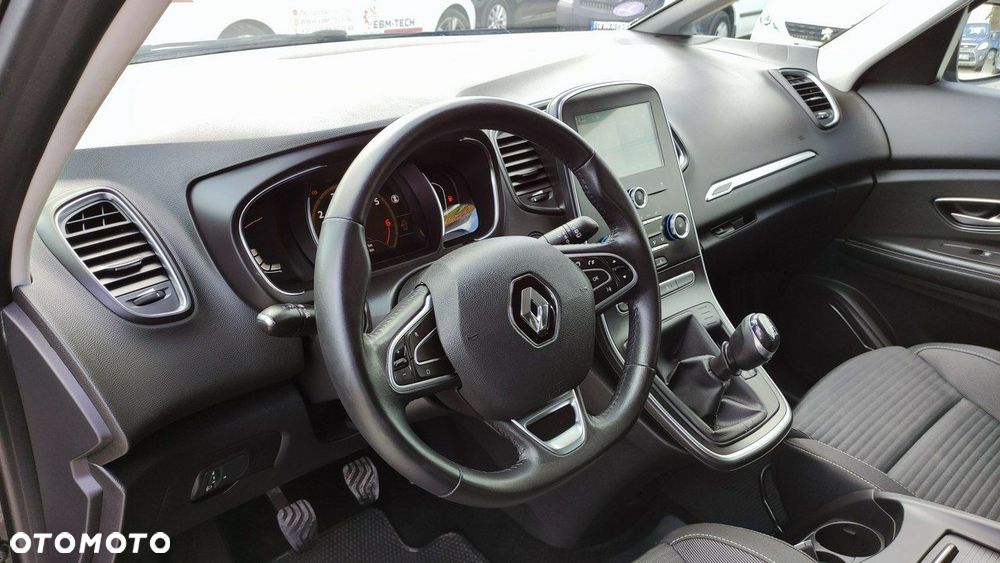 Renault Scenic ENERGY TCe 130 INTENS - 29