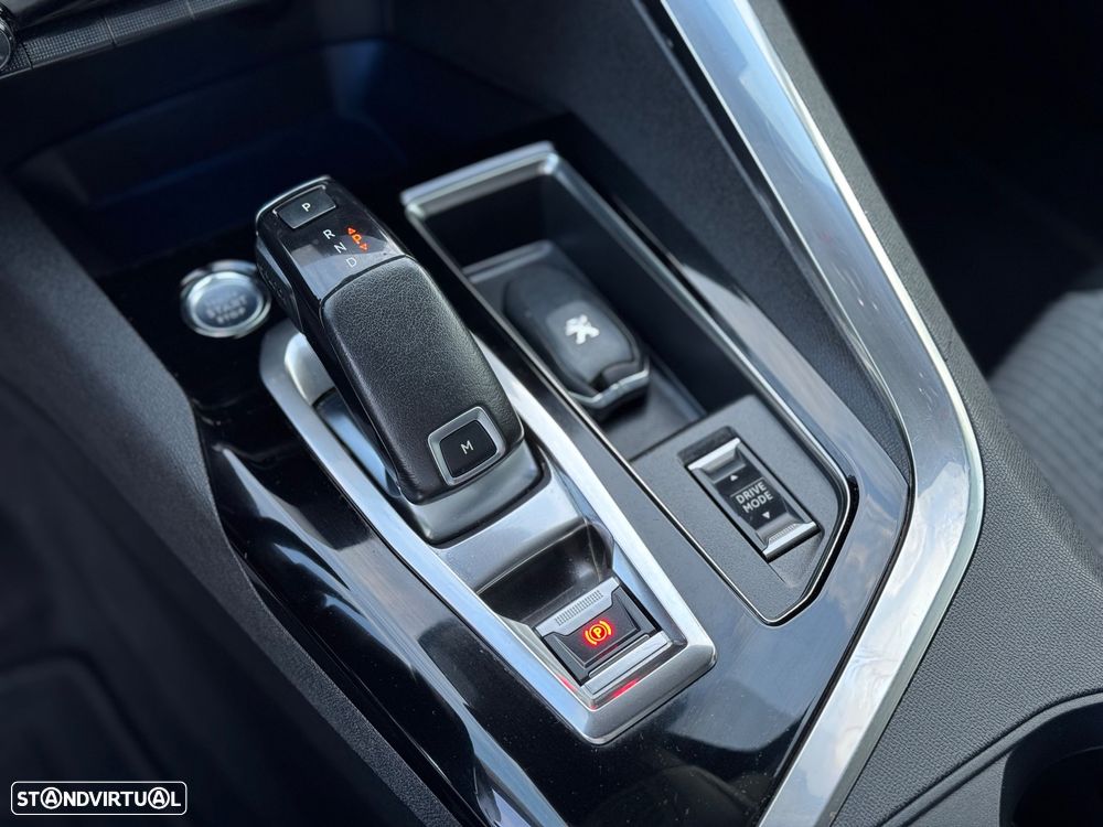 Peugeot 5008 1.5 BlueHDi Allure Pack EAT8 - 21