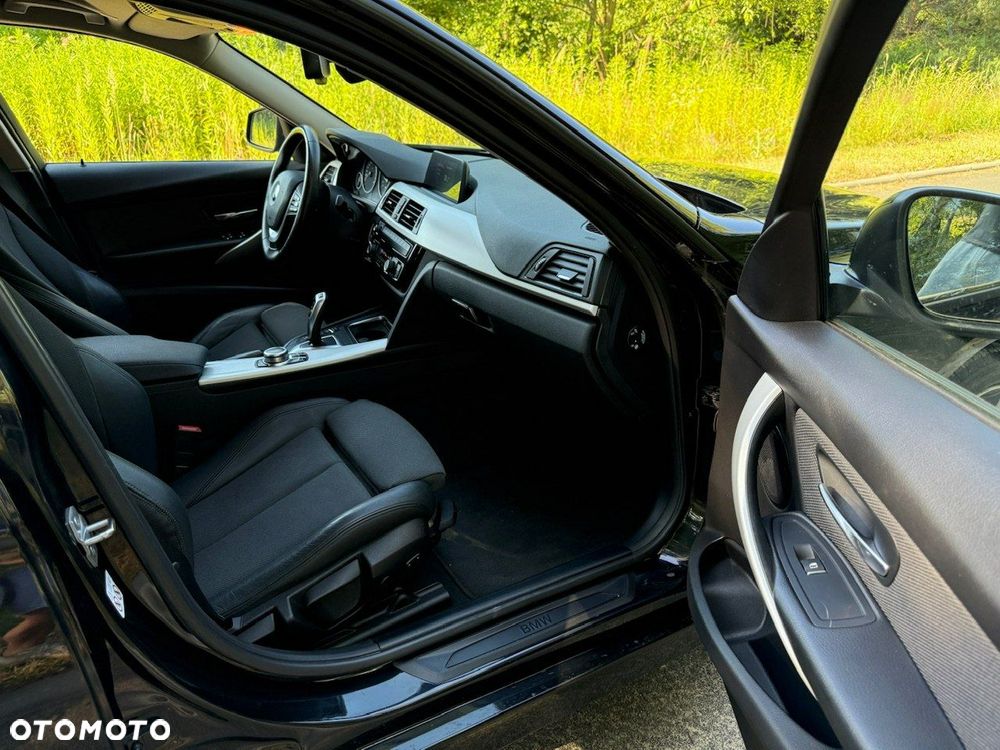 BMW Seria 3 318d Sport Line Shadow - 18