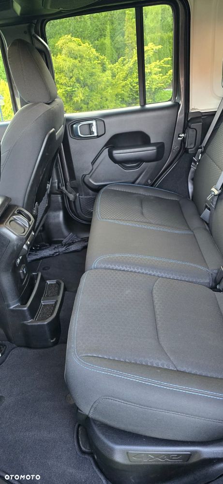 Jeep Wrangler Unlimited 2.0 Turbo PHEV 4xe Rubicon - 9