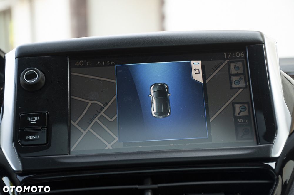 Peugeot 208 120 VTI Intuitive - 36