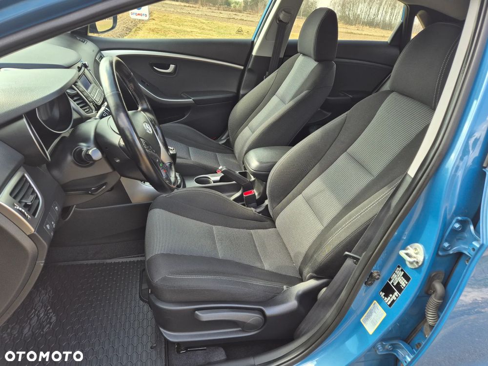 Hyundai i30 1.4 CRDi Intro Edition - 9