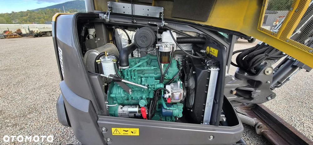 Volvo ECR 50D - 13
