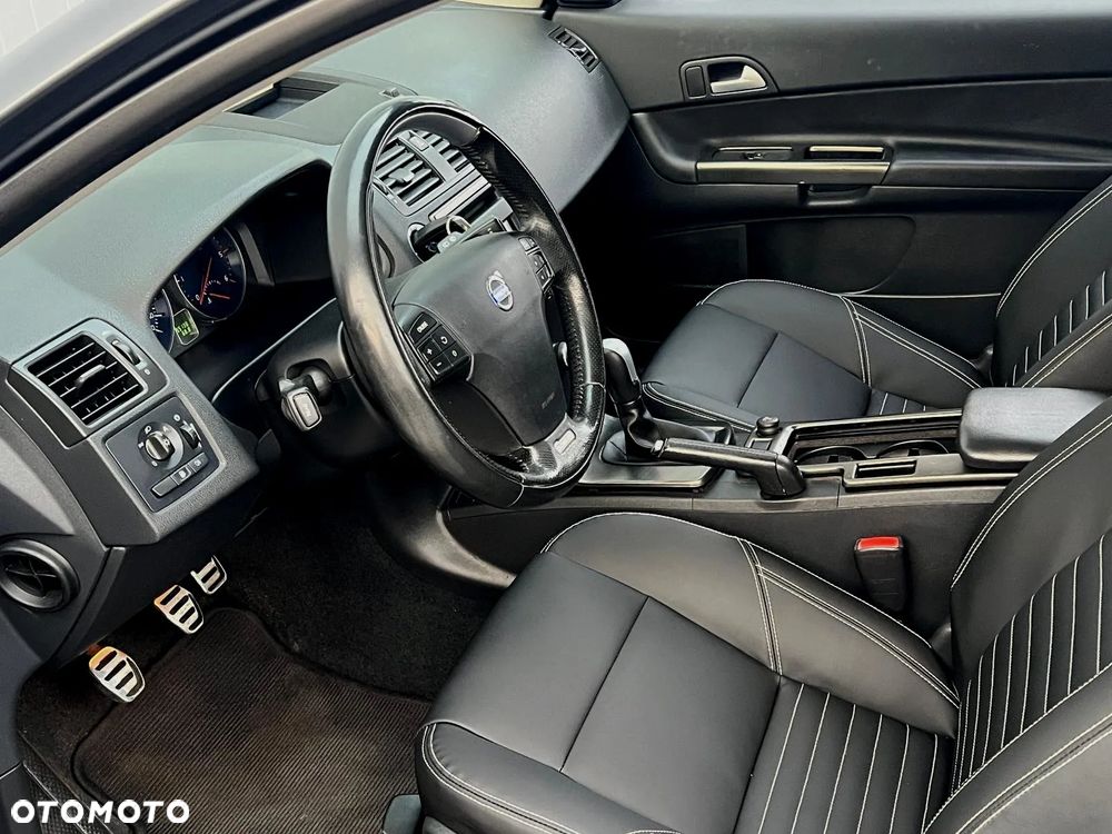 Volvo C30 D3 R-Design - 20