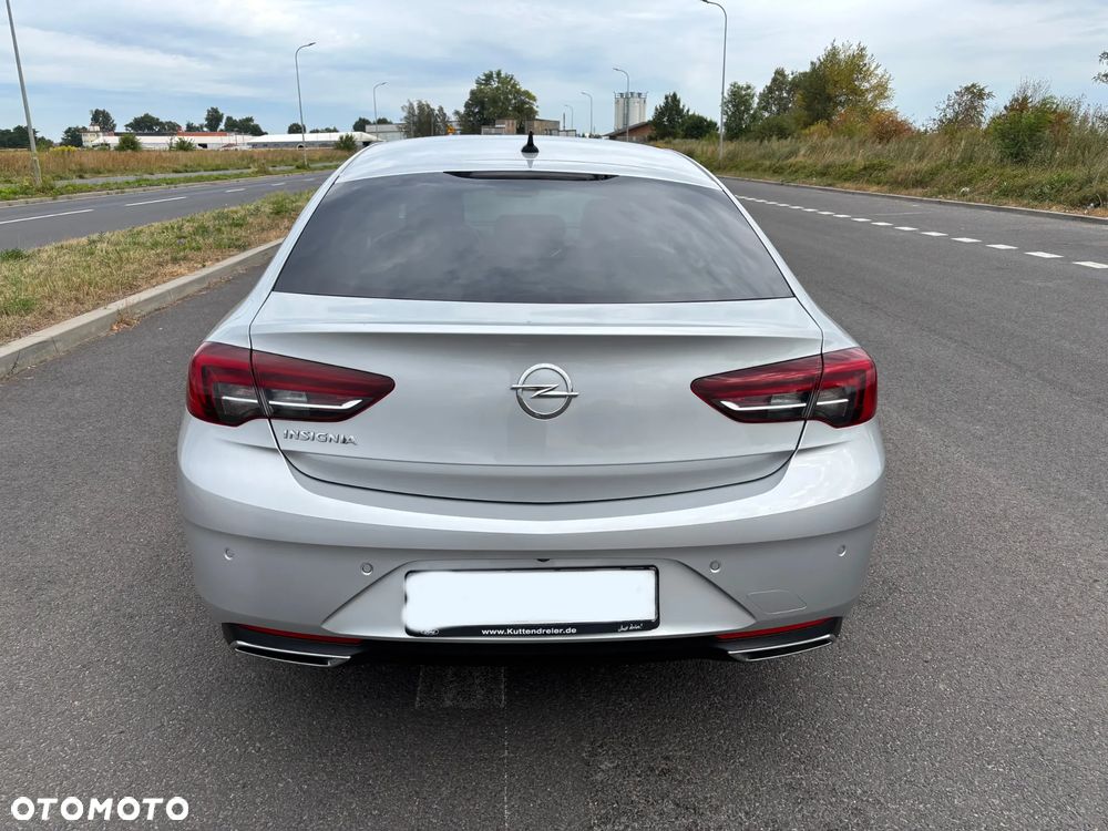 Opel Insignia 2.0 CDTI Ultimate S&S - 3