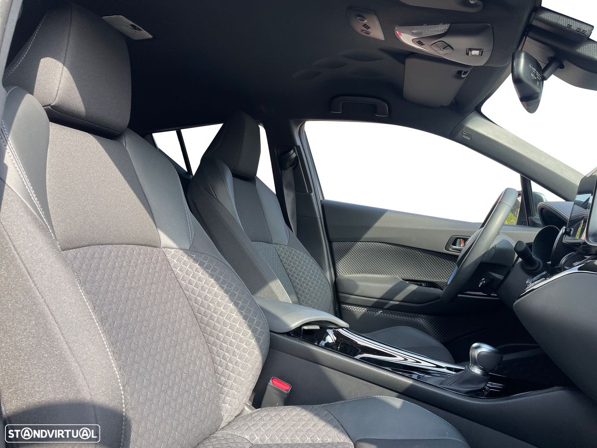 Toyota C-HR - 6