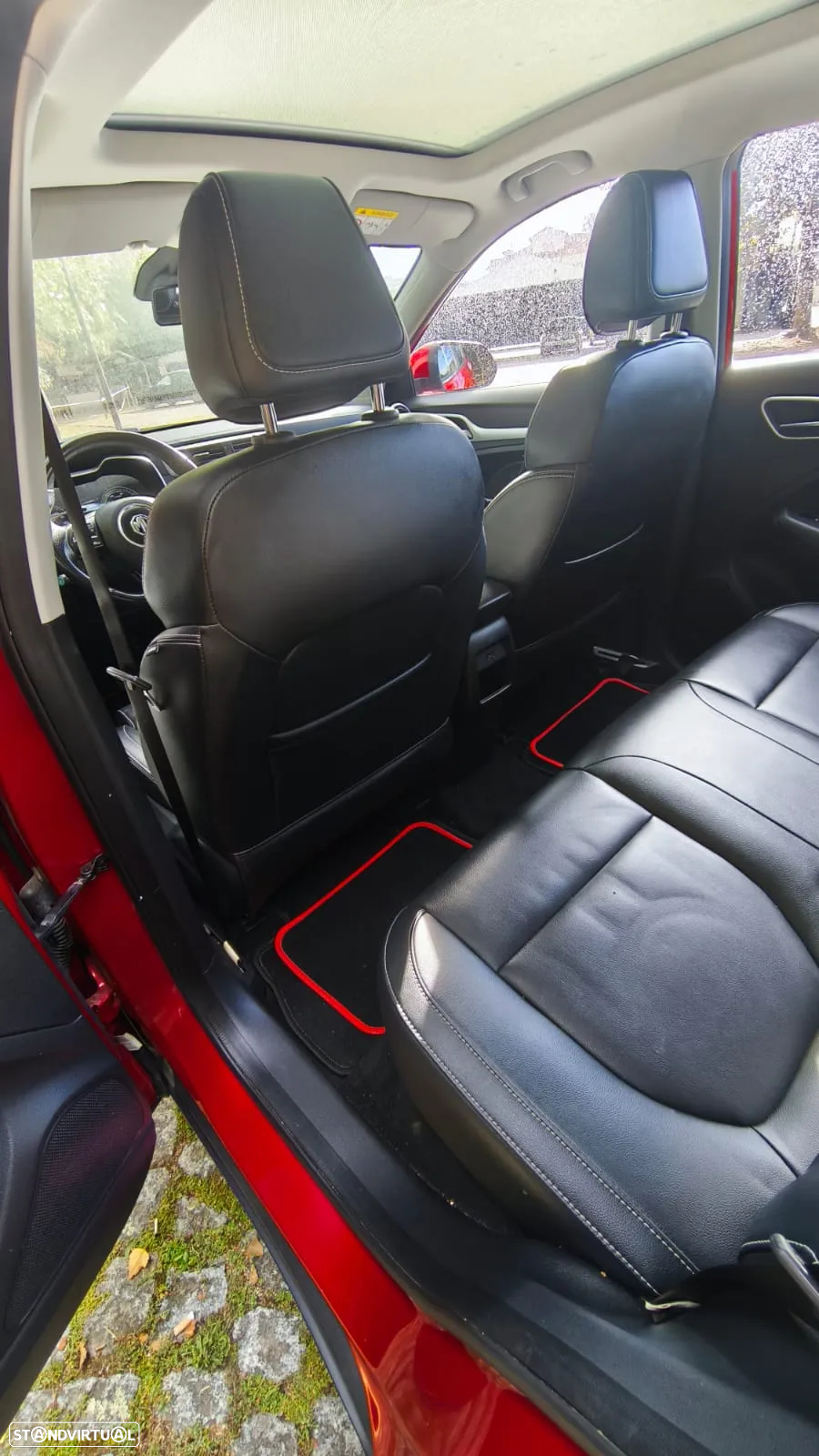 MG ZS EV 44.5 kWh Luxury - 29