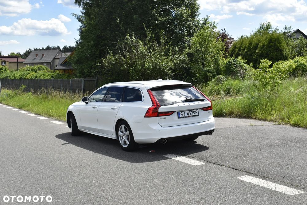 Volvo V90 D4 Momentum Pro - 13