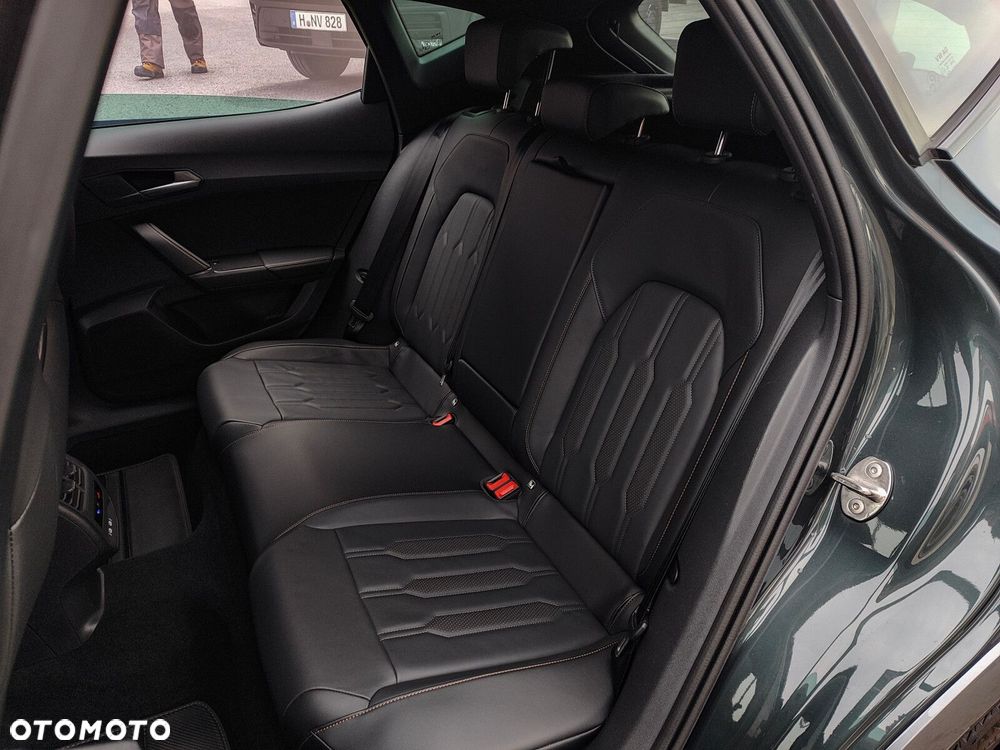 Cupra Formentor 1.4 e-Hybrid VZ DSG - 13