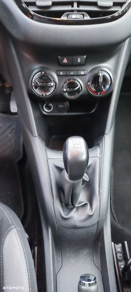 Peugeot 208 - 20