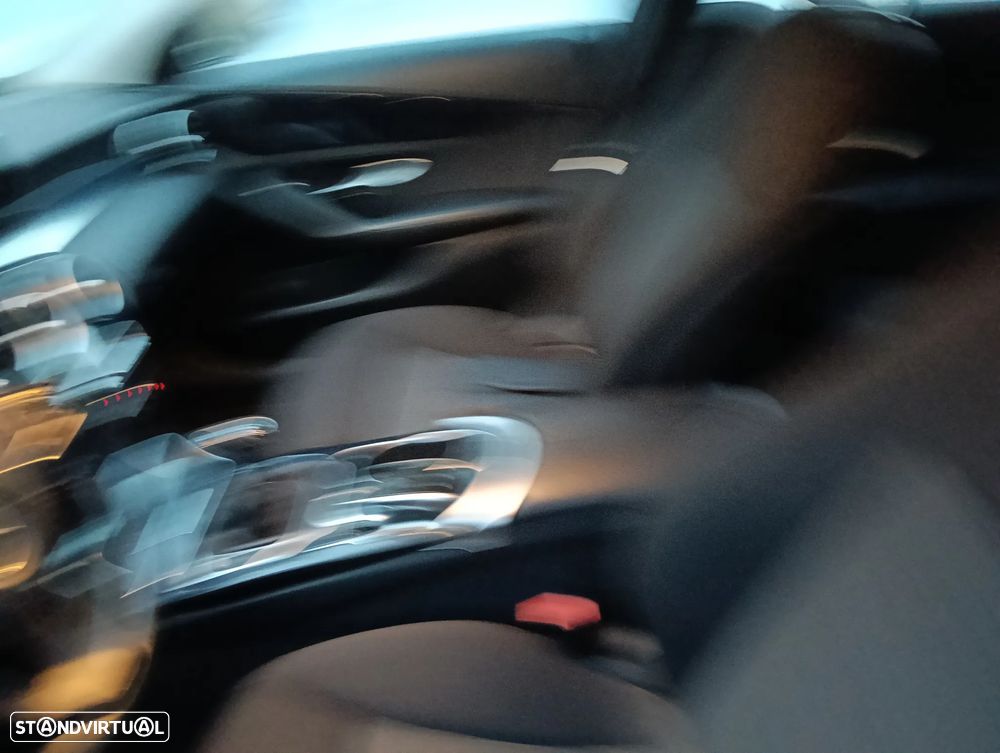 Mercedes-Benz C 180 BlueTEC Avantgarde - 38