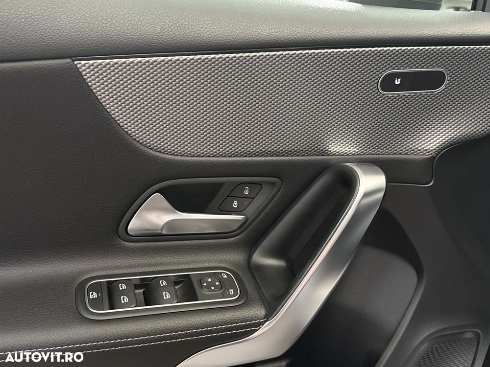 Mercedes-Benz A 250 4Matic Aut. - 15