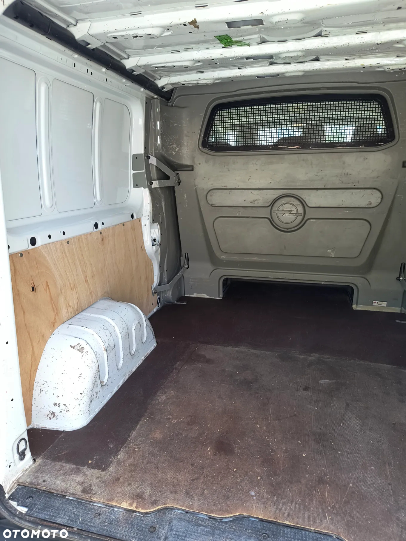 Opel Vivaro - 12