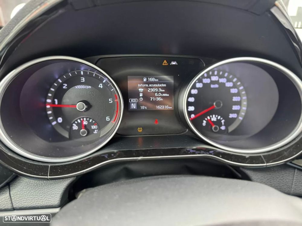 Kia Ceed SW 1.6 CRDi MHEV Drive+SRF - 4