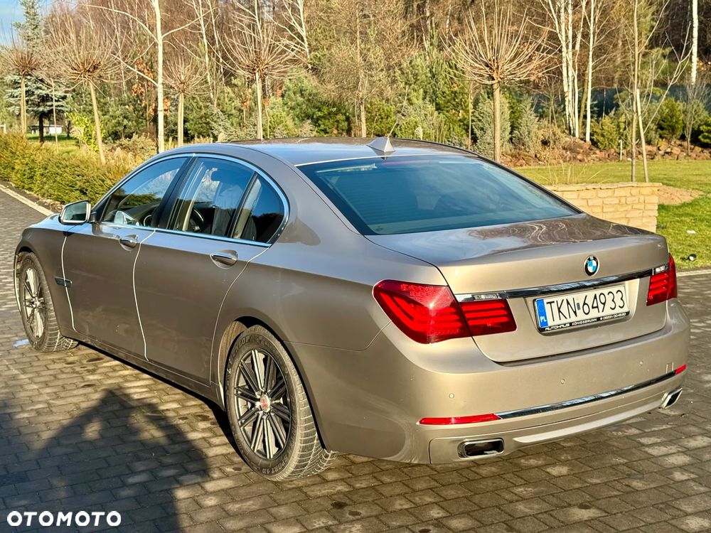 BMW Seria 7 740d xDrive - 5