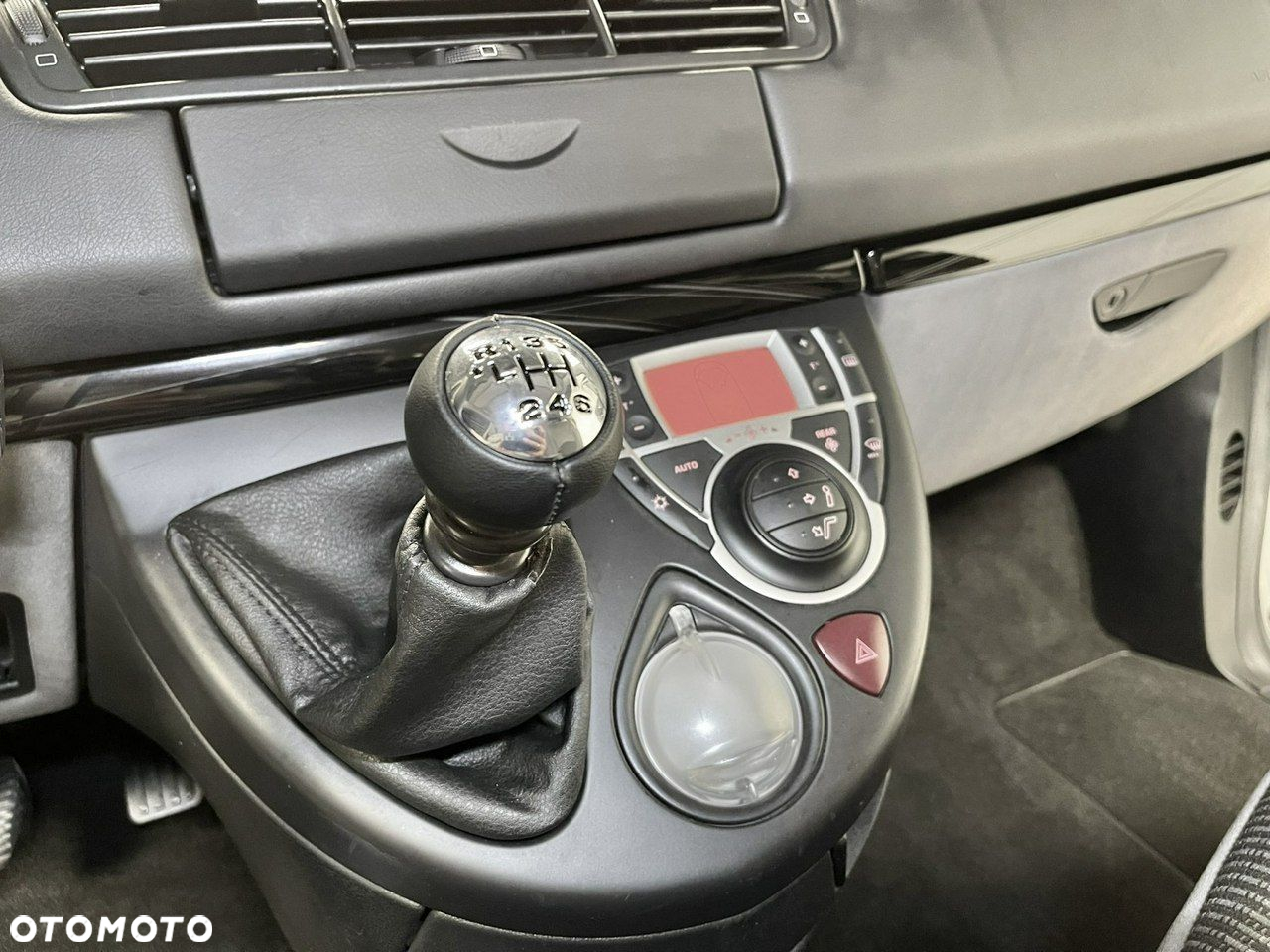 Citroën C8 2.0 HDi Exclusive - 22