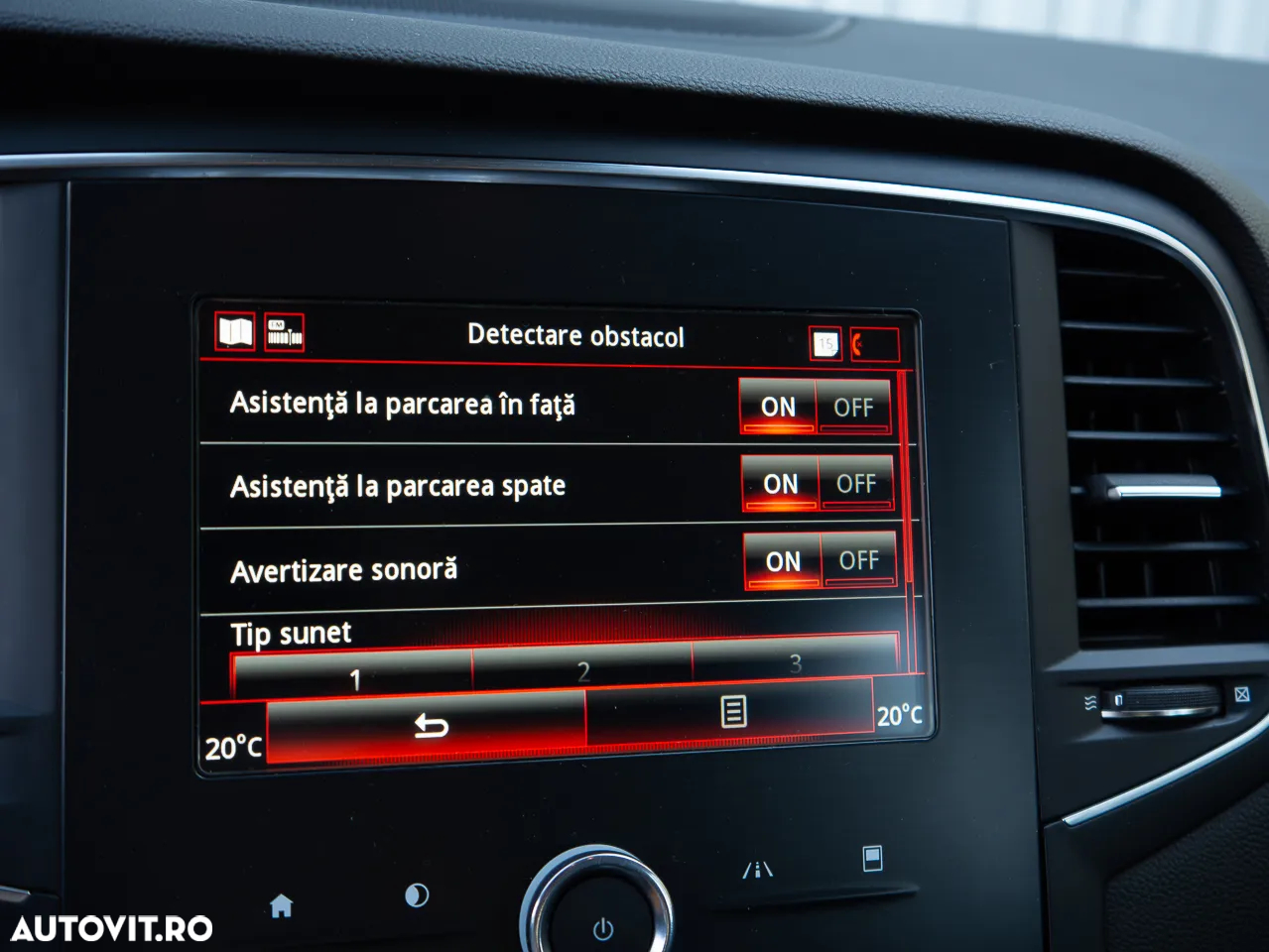 Renault Megane BLUE dCi 115 BUSINESS EDITION - 31