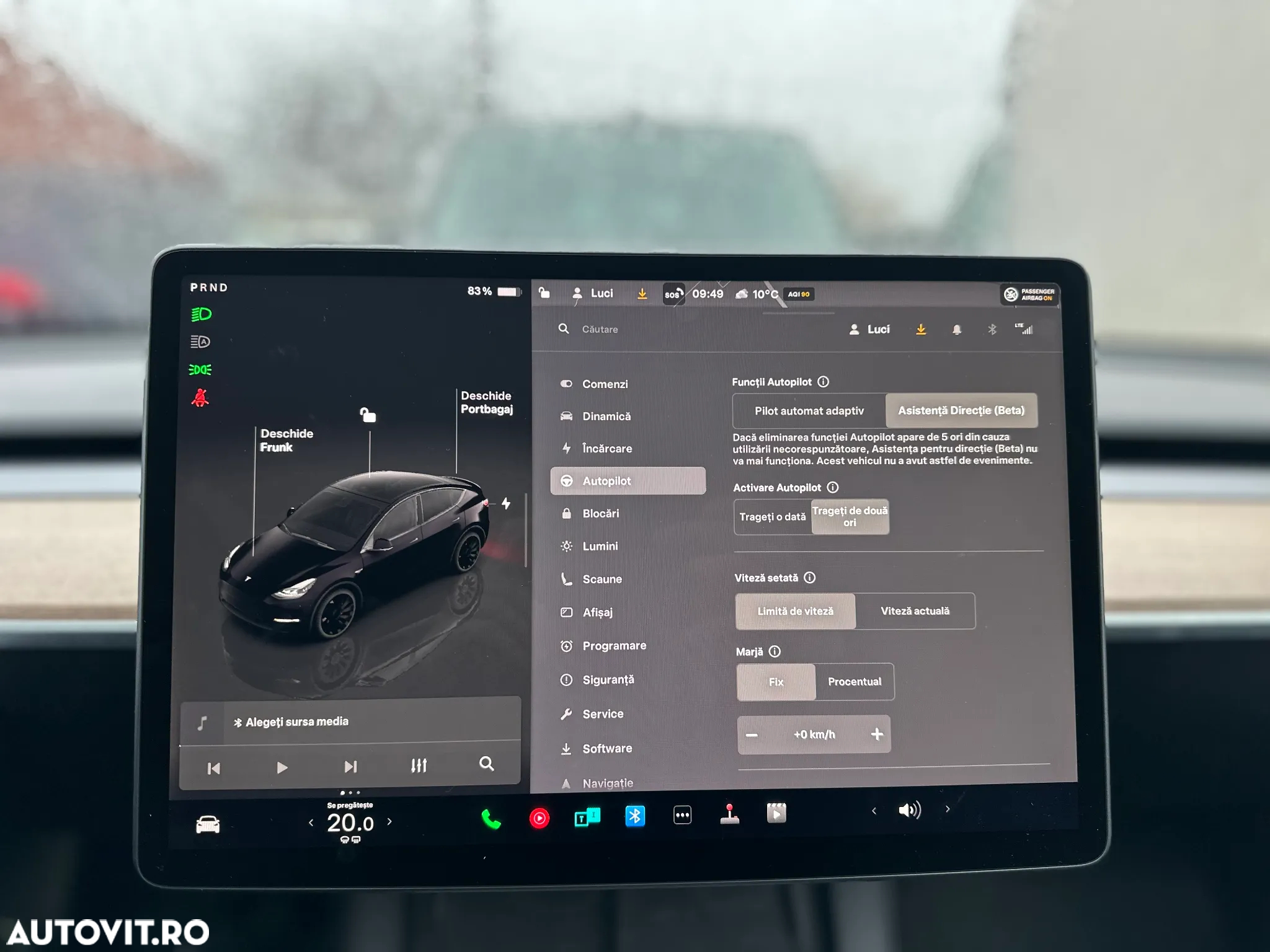 Tesla Model Y - 18