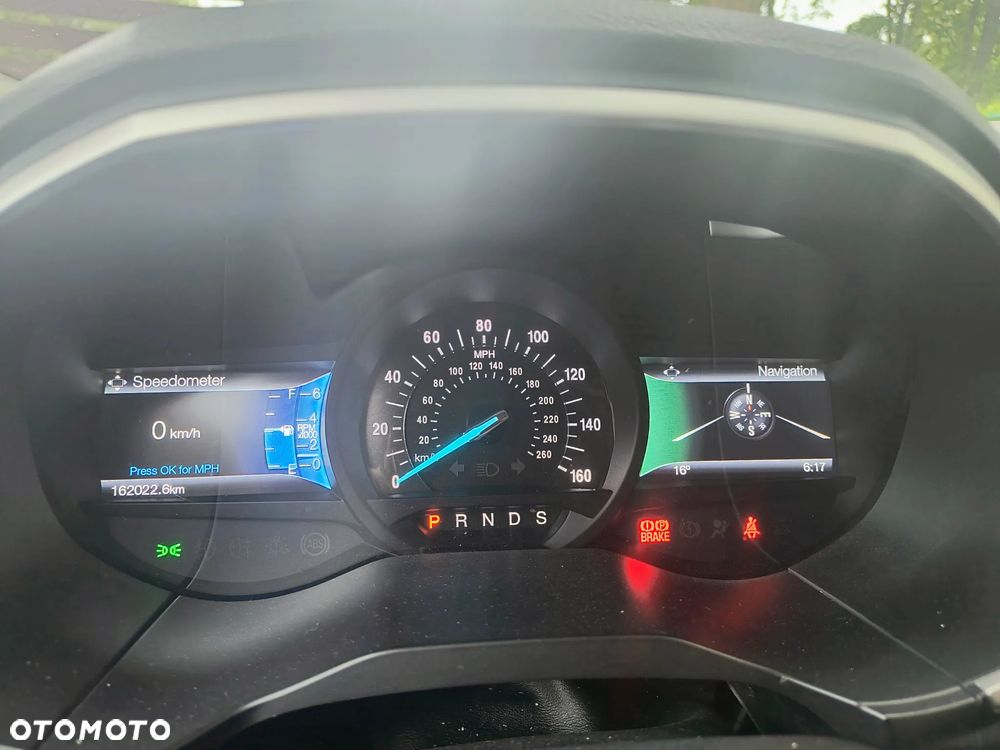 Ford Edge - 8