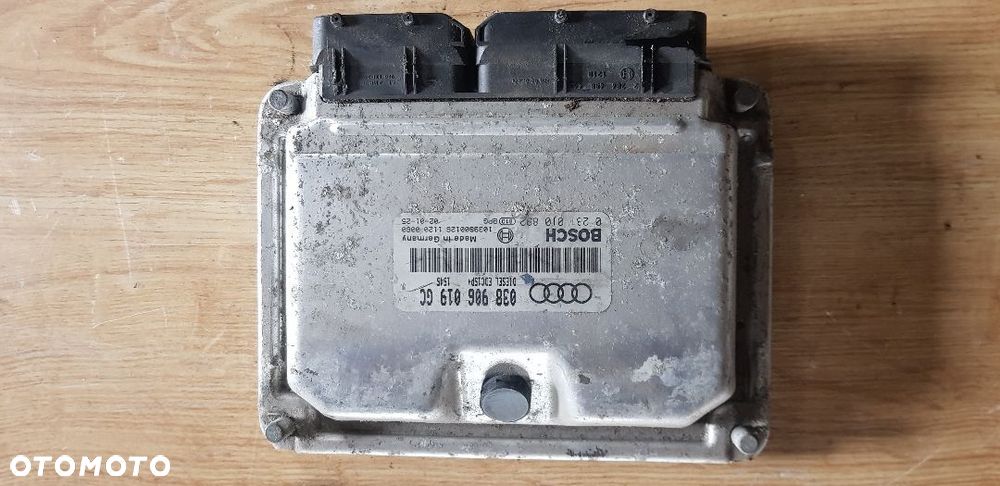 AUDI A3 8L  1.9 TDI STEROWNIK SILNIKA 038 906 019 GC - 1