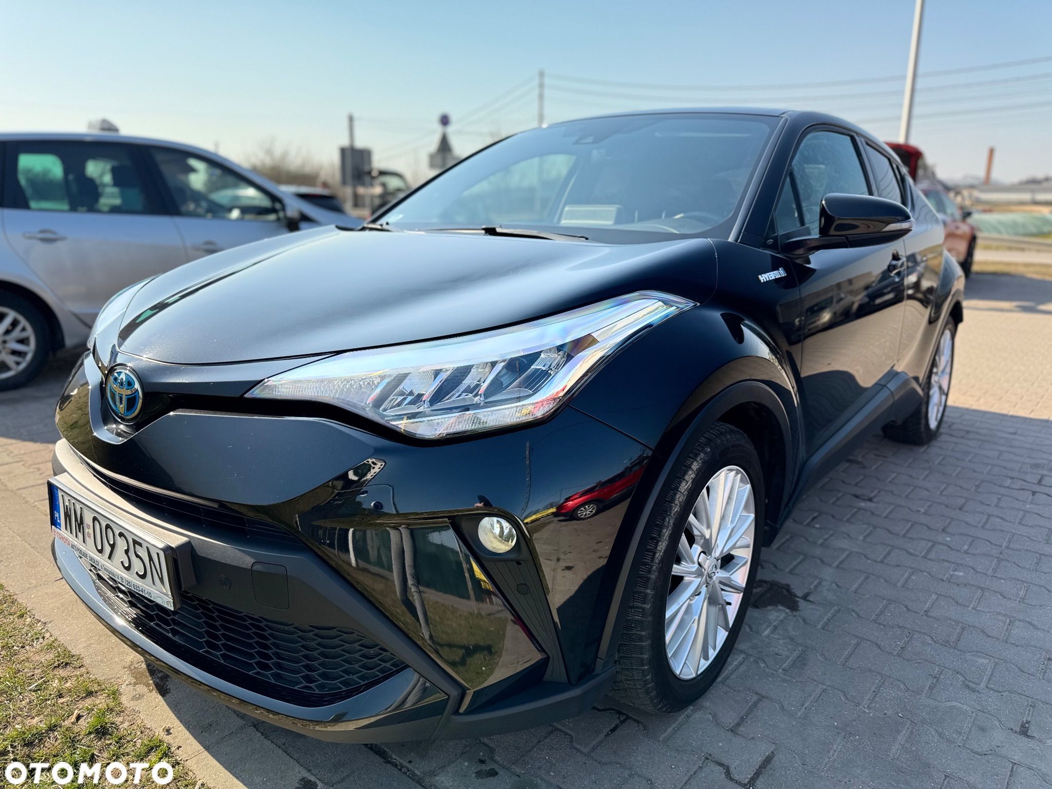 Toyota C-HR 2.0 Hybrid Black Edition - 1