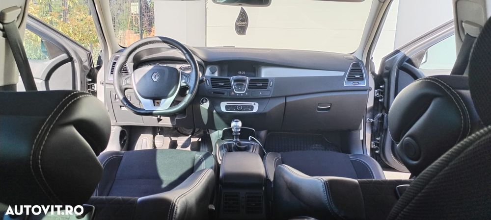 Renault Laguna - 3