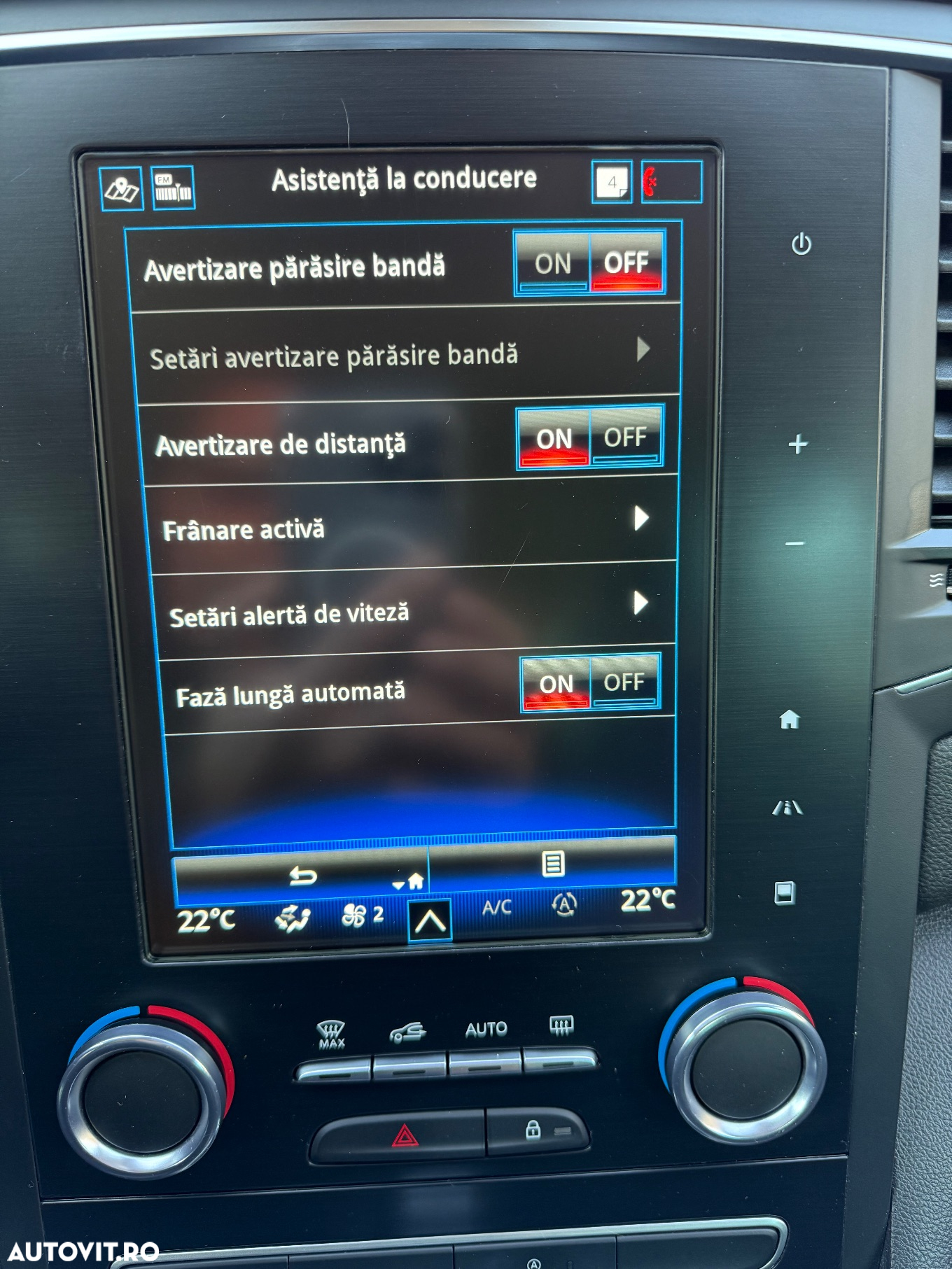 Renault Megane BLUE dCi EDC Intens - 17
