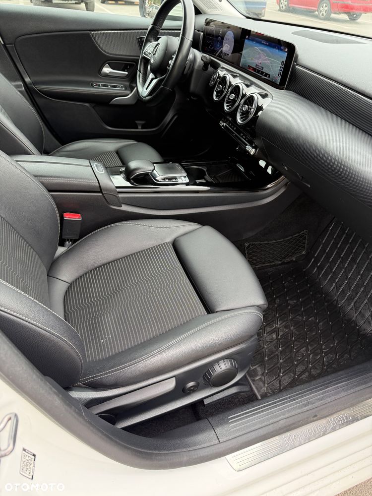 Mercedes-Benz Klasa A 180 d 7G-DCT Edition 2020 - 12