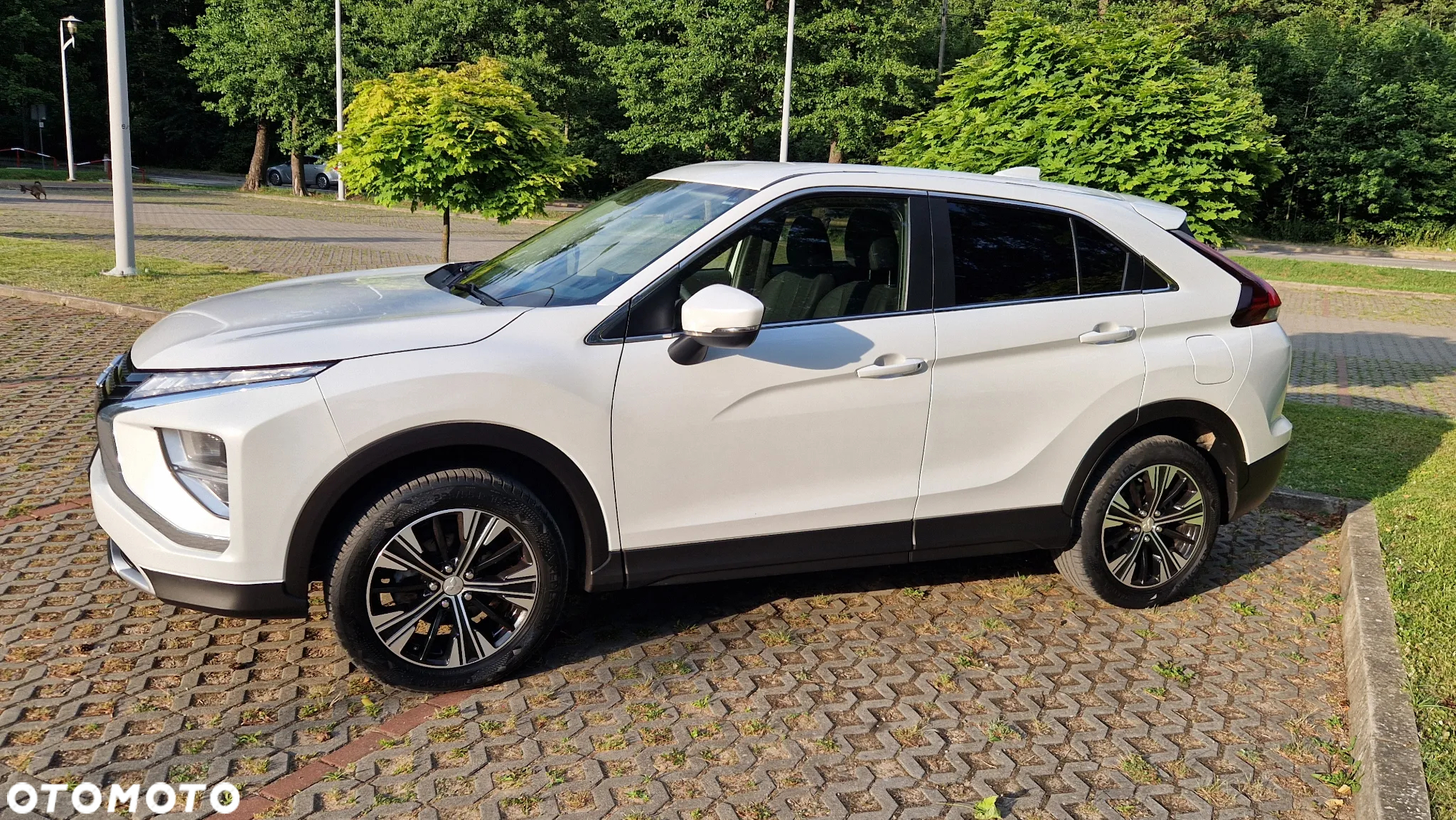 Mitsubishi Eclipse Cross 1.5 T GPF Intense Plus CVT 4WD - 18