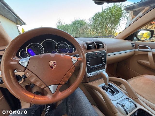 Porsche Cayenne Tiptronic S GTS - 14