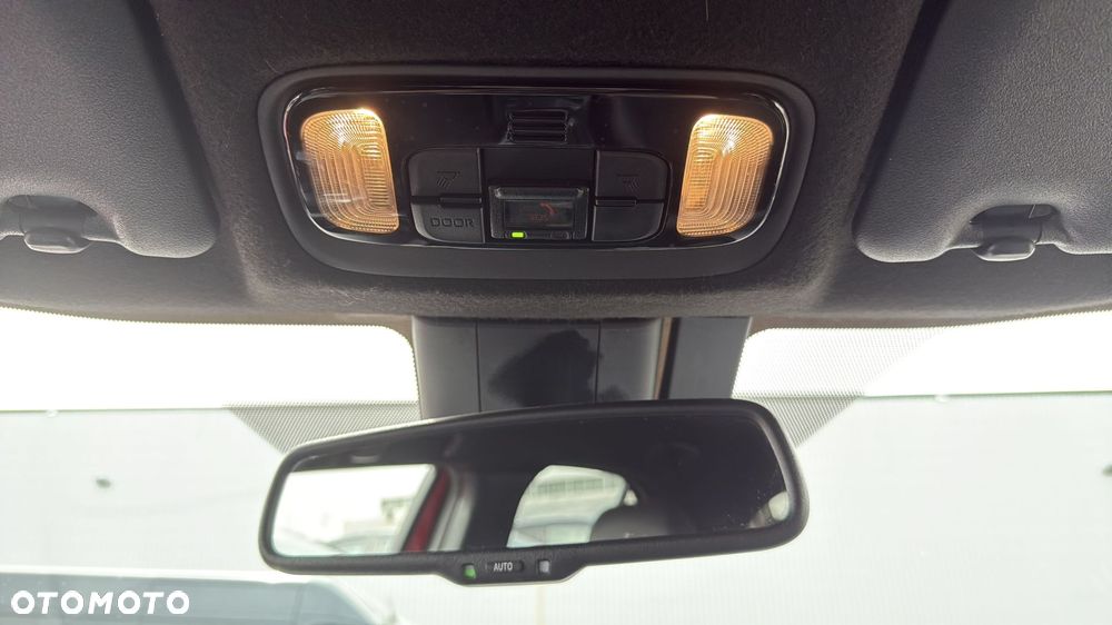 Toyota Yaris Cross Hybrid 1.5 GR Sport - 23