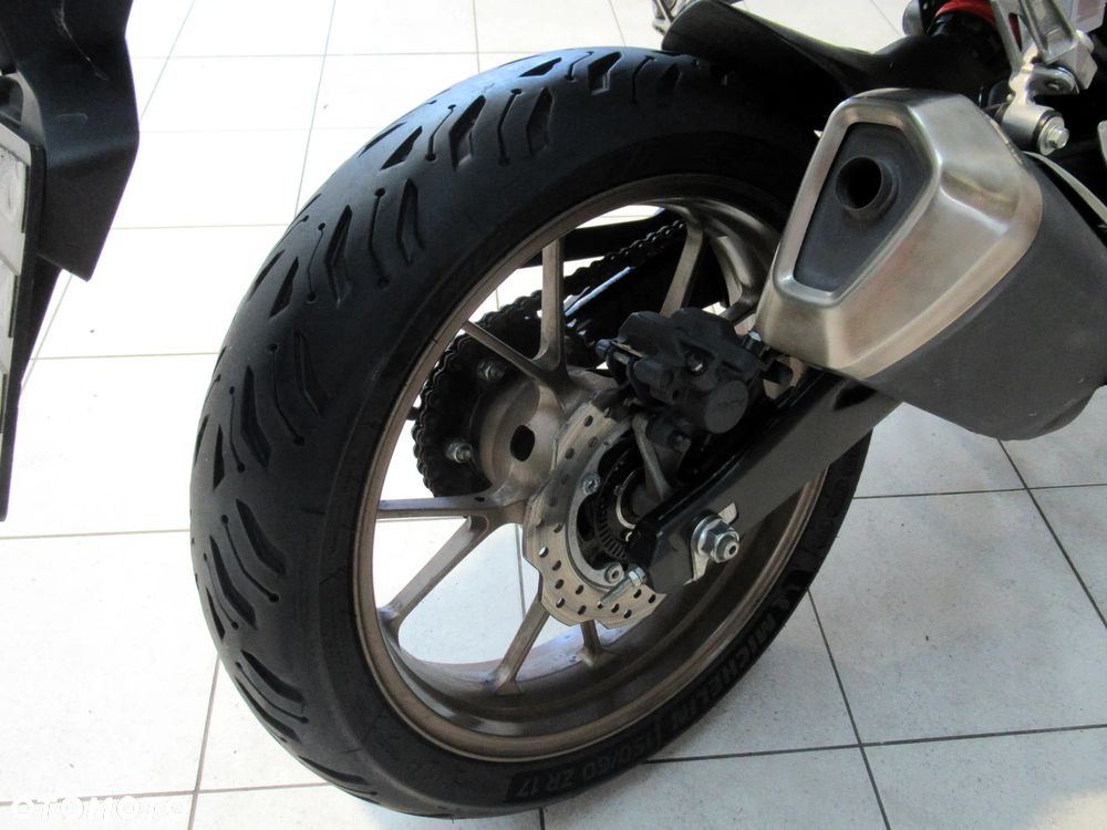 Honda CB - 20