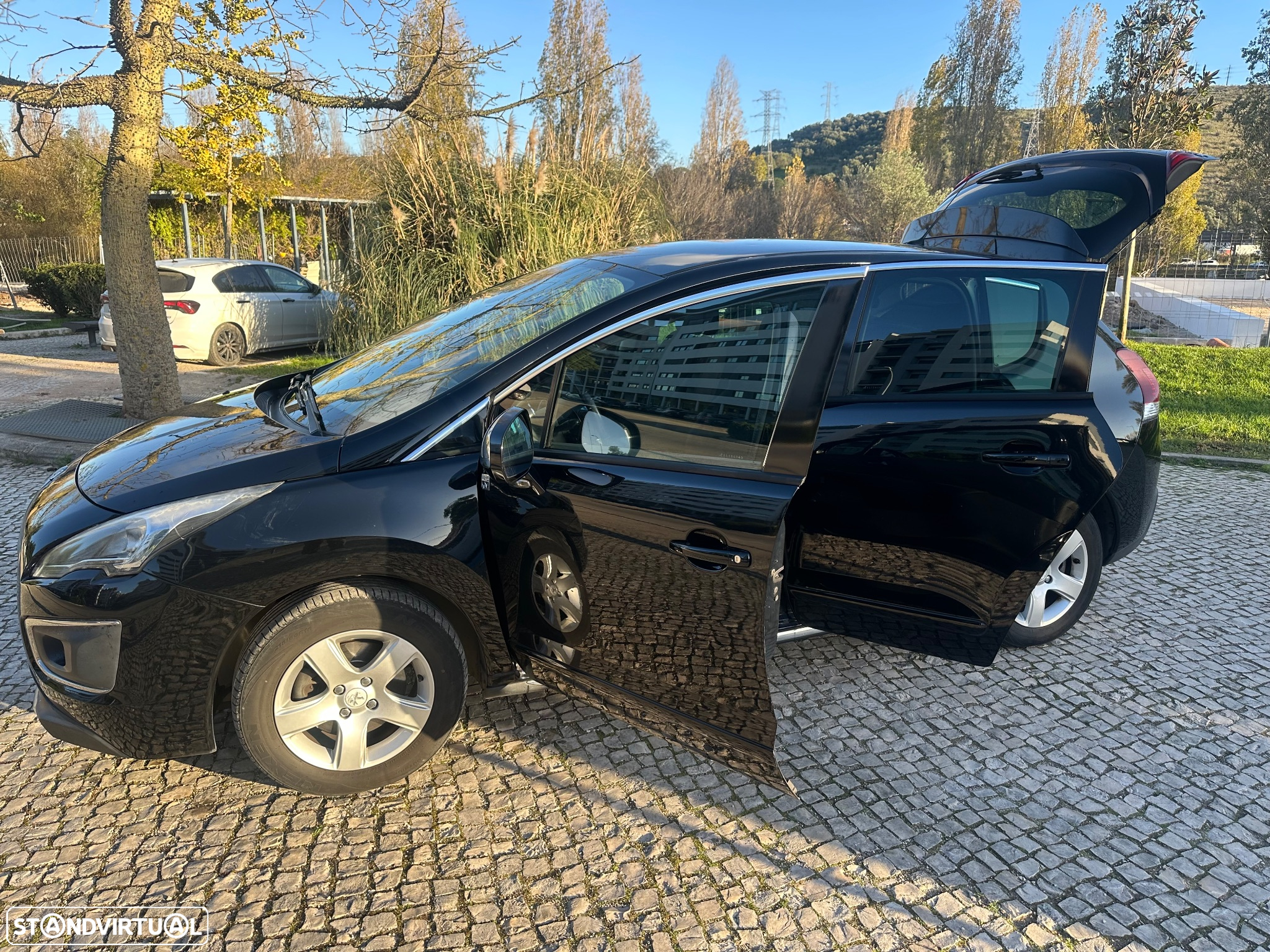 Peugeot 3008 2.0 HDi Hybrid4 99g - 33