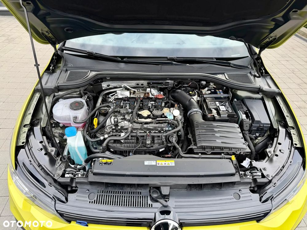 Volkswagen Golf - 36