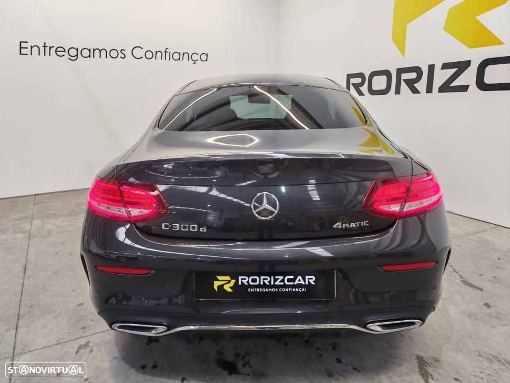 Mercedes-Benz C 300 d AMG Line - 11