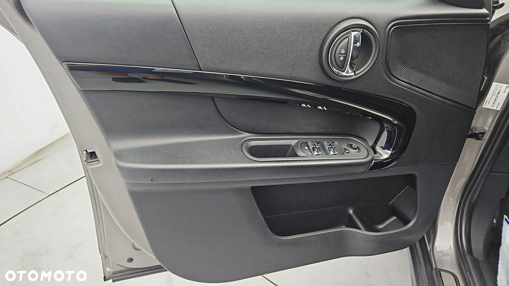 MINI Countryman - 10