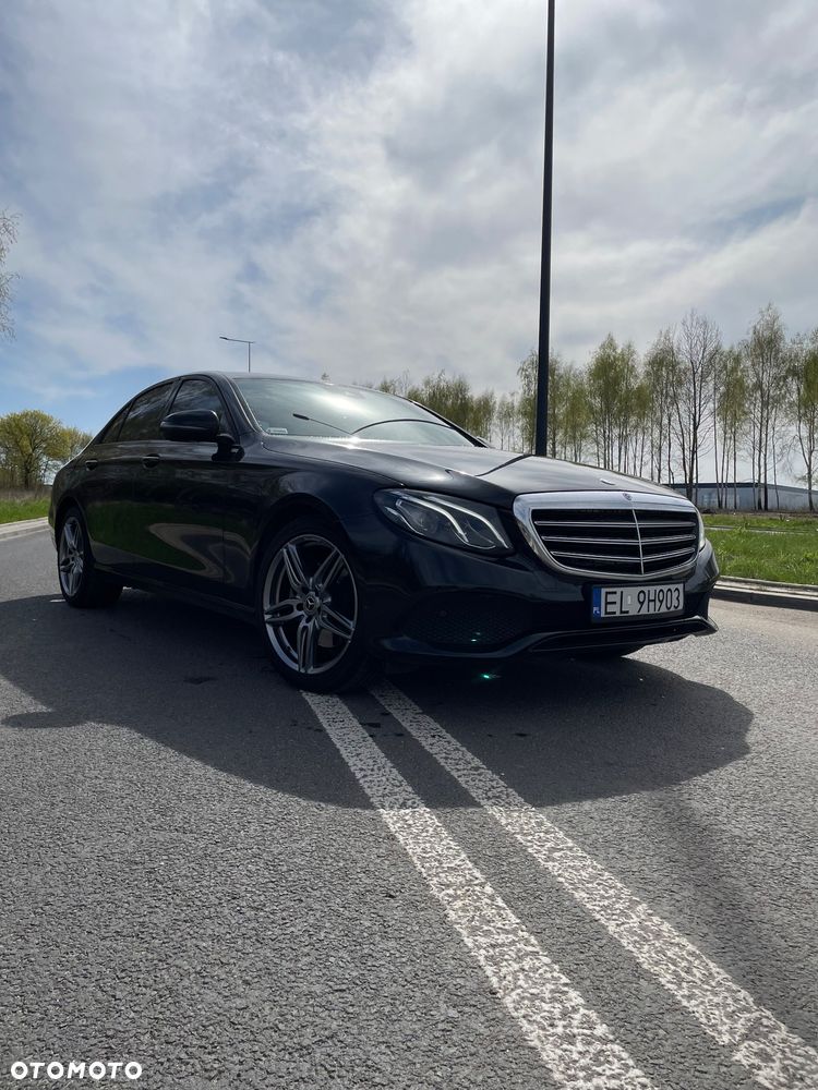 Mercedes-Benz Klasa E 220 d 4-Matic 9G-TRONIC - 13