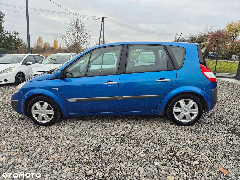Renault Scenic 1.6 16V Authentique Euro5 - 11