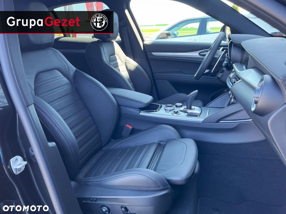Alfa Romeo Stelvio - 9