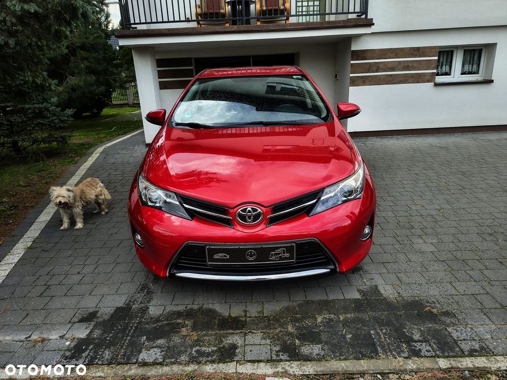 Toyota Auris 1.6 Valvematic Executive - 9