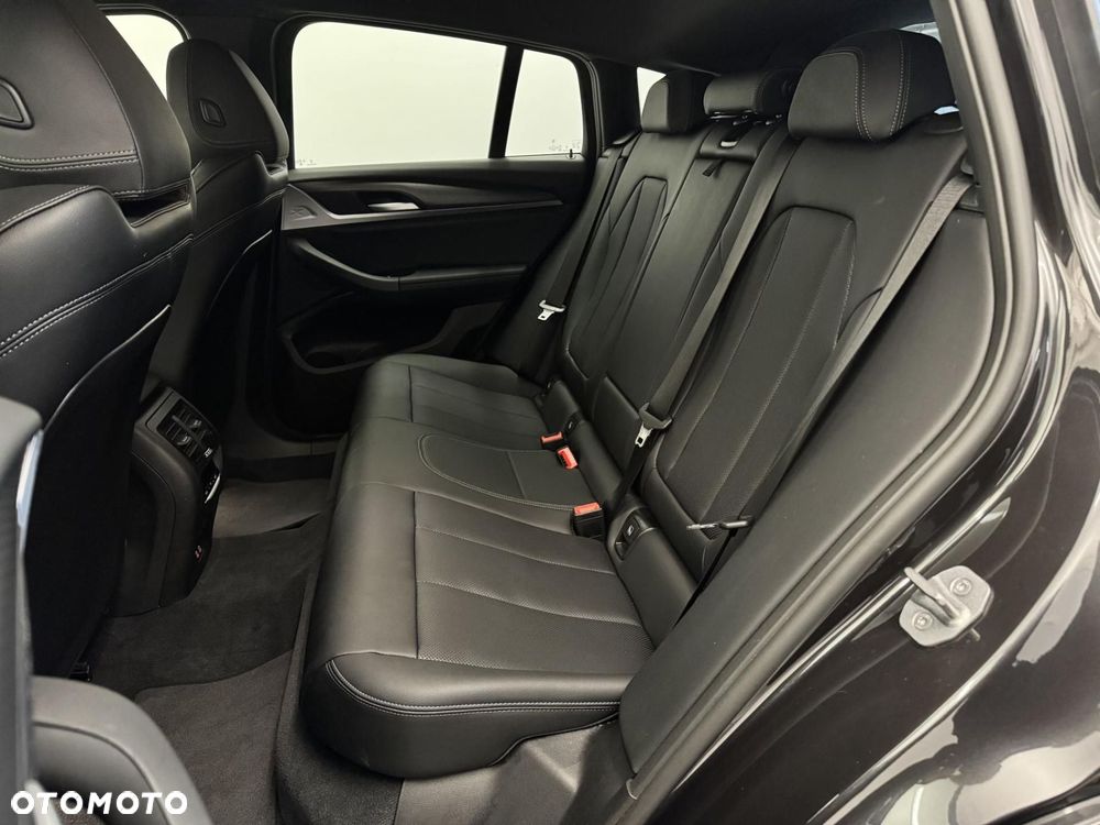 BMW X4 xDrive20d mHEV M Sport sport - 22
