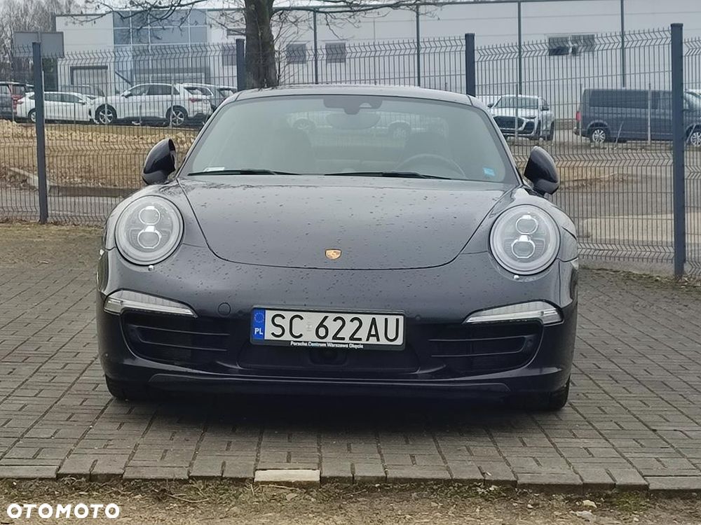 Porsche 911 Carrera 4 PDK - 3