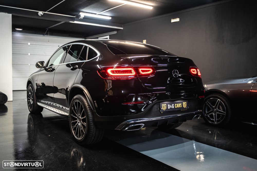 Mercedes-Benz GLC 300 de Coupe 4Matic 9G-TRONIC AMG Line - 3