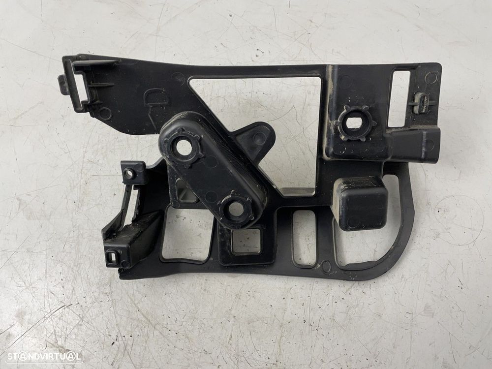 Suporte do parachoques Dto Trás PEUGEOT 5008 II  02.18 - 2