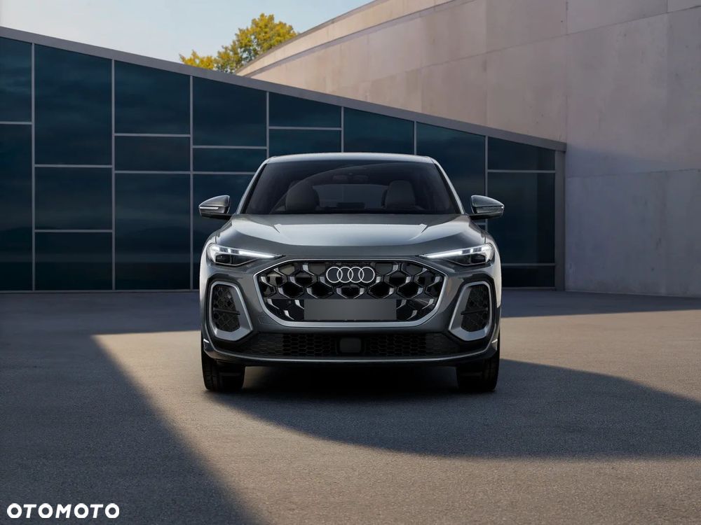 Audi Q5 Sportback - 15