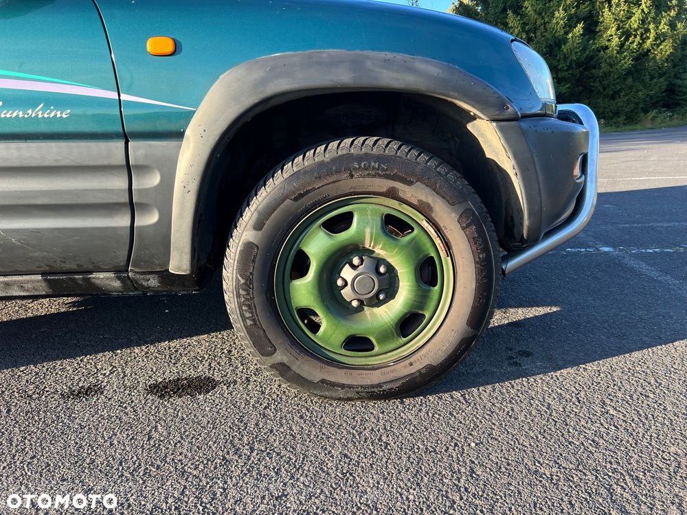 Toyota RAV4 2.0 Special - 11