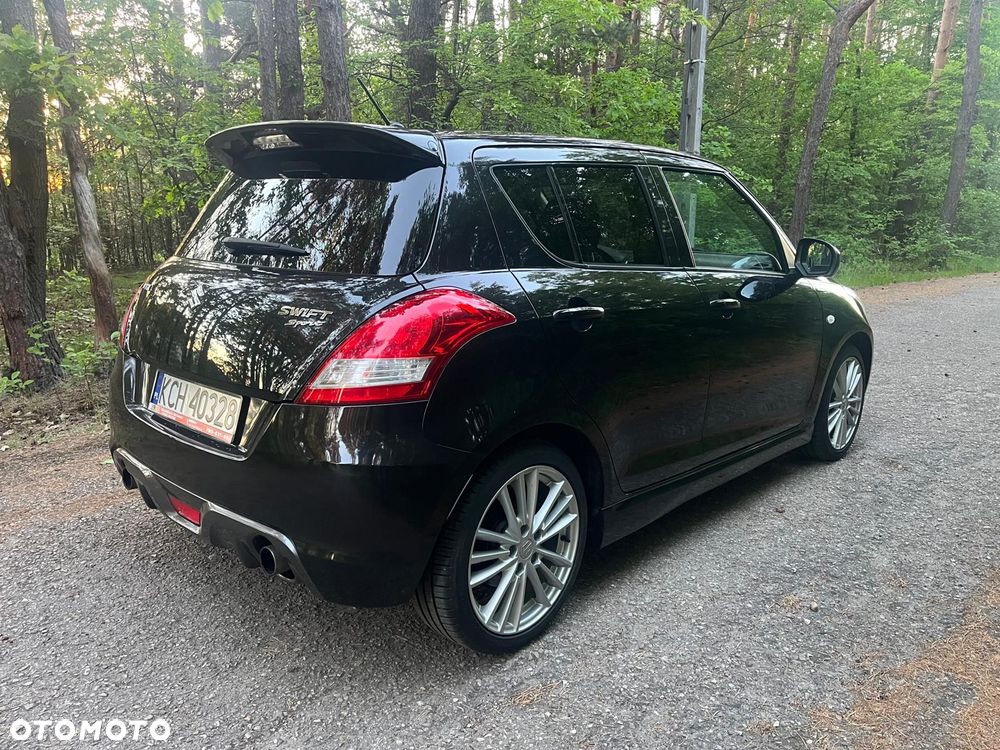Suzuki Swift - 4